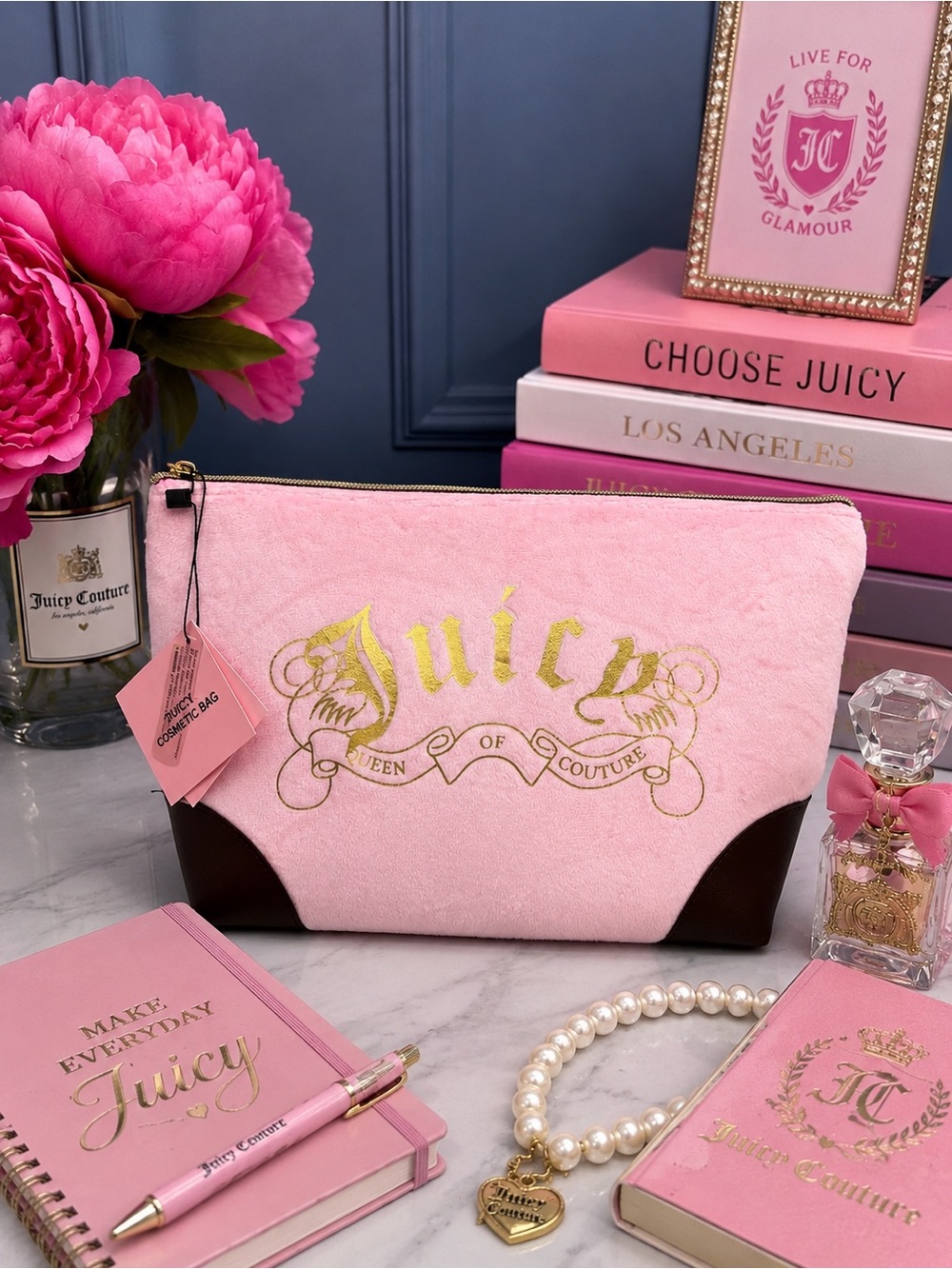 Juicy couture pink velour cosmetics bag